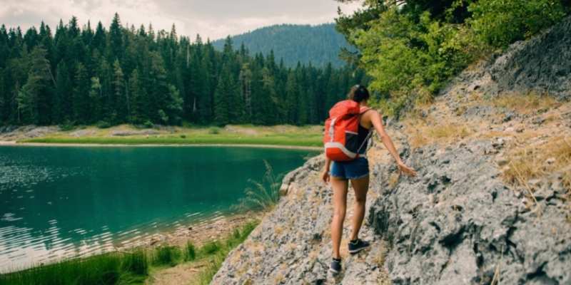 Top 5 Self Defense Tips for Hiking: What You Need to Know